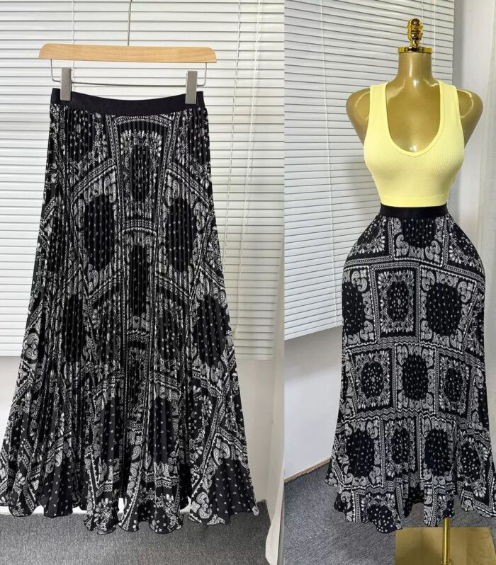 Black Pleated Skirt 402