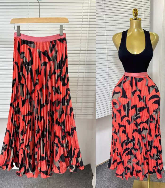 Off Red Pleated Skirt 402